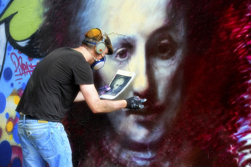 ]Just rockin' Rembrandt[